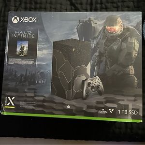 Halo limited edition XBox series X